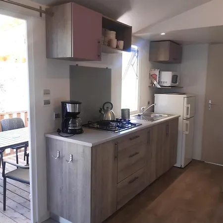 Mobil Au Bord Des Gorges Du Verdon * Montagnac (Alpes-de-Haute-Provence)